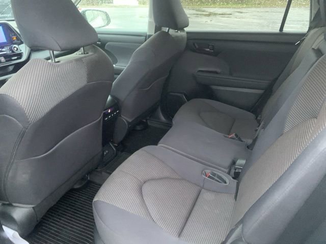 Used 2023 Toyota Highlander LE image 13
