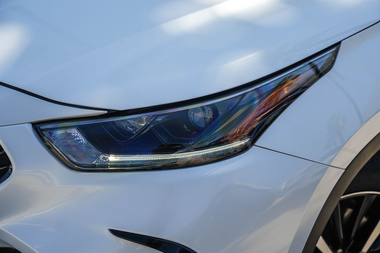 Used 2022 Toyota Highlander XSE FWD image 2