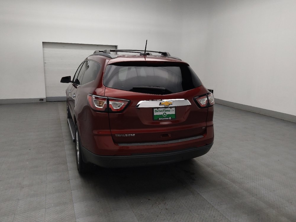 Used 2017 Chevrolet Traverse LT w/ Style and Technology Package FWD image 6