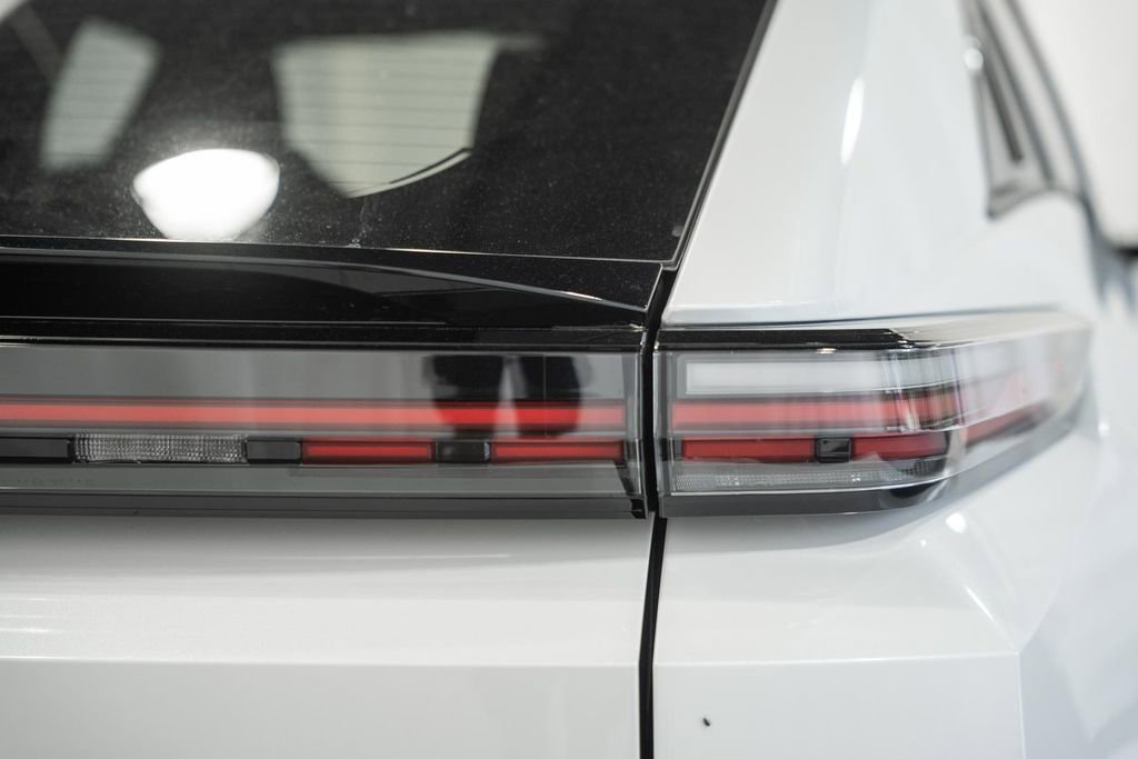 New 2026 Toyota C-HR image 6