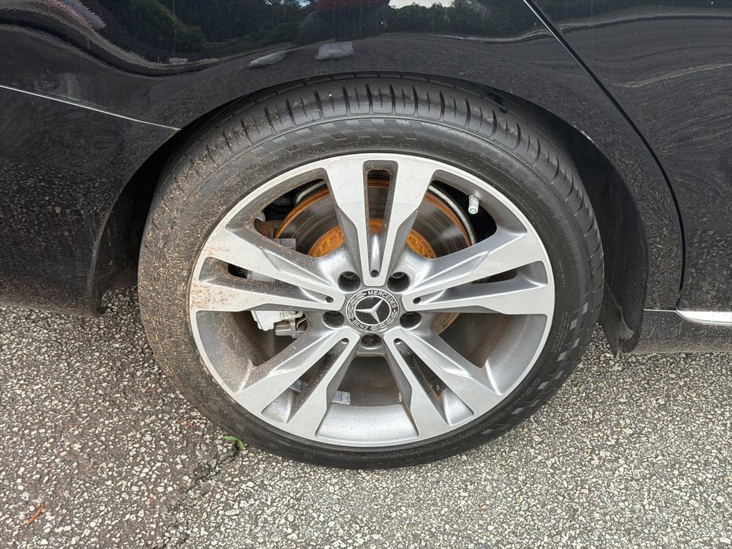 Used 2019 Mercedes-Benz C 300 Sedan image 17