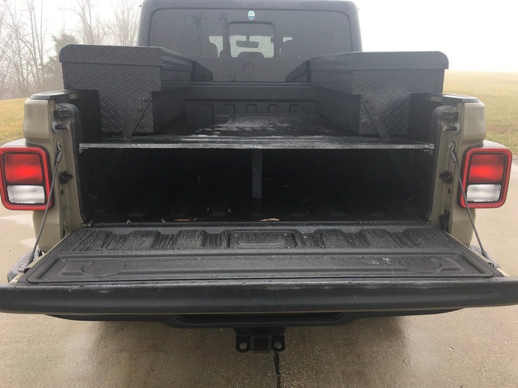 Used 2020 Jeep Gladiator Overland image 29