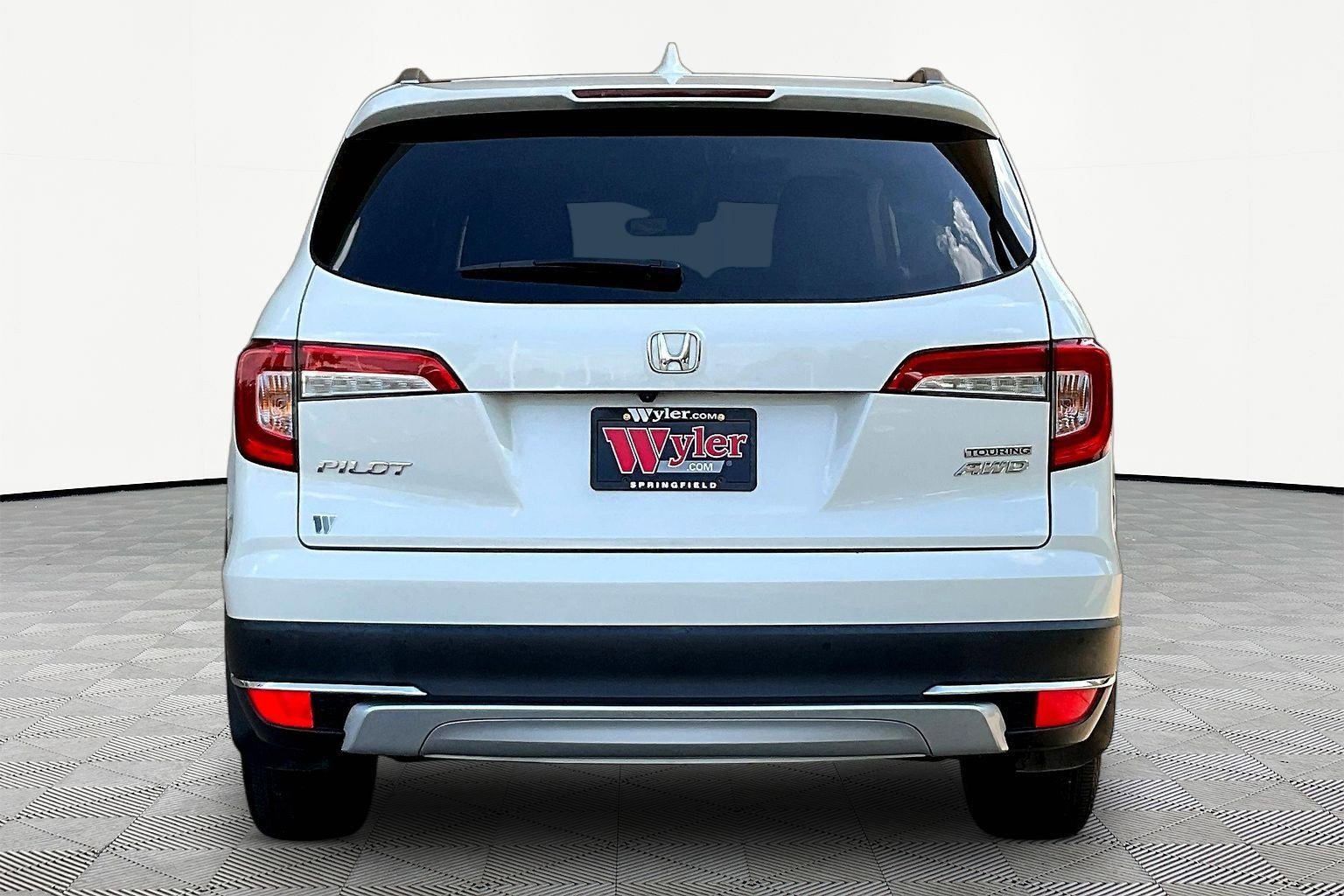 Used 2019 Honda Pilot Touring image 5