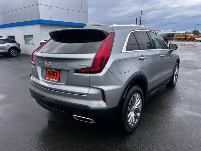 Used 2024 Cadillac XT4 Premium Luxury image 6