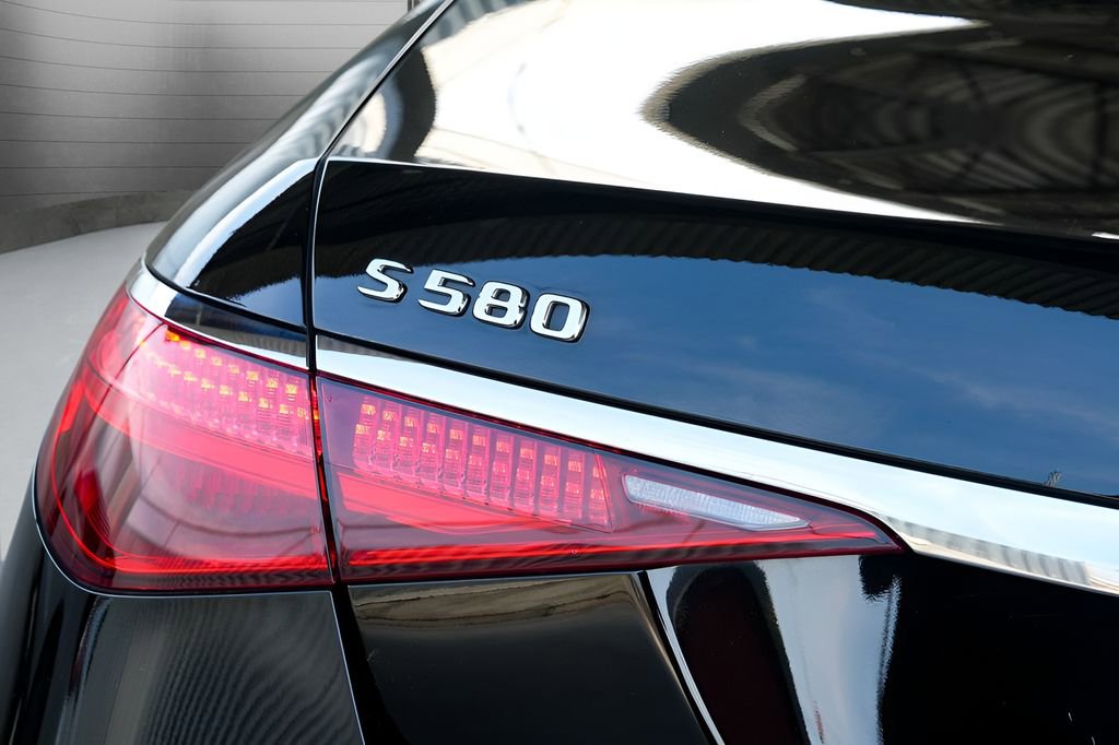 Used 2023 Mercedes-Benz S 580 4MATIC Sedan image 17