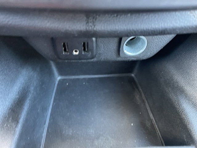 Used 2020 Chevrolet Traverse LT image 27