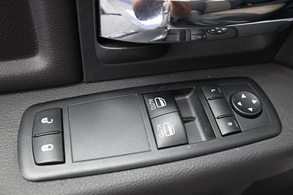 Used 2012 RAM 2500 ST w/ PWR & Remote Entry Group AWD/4WD image 22