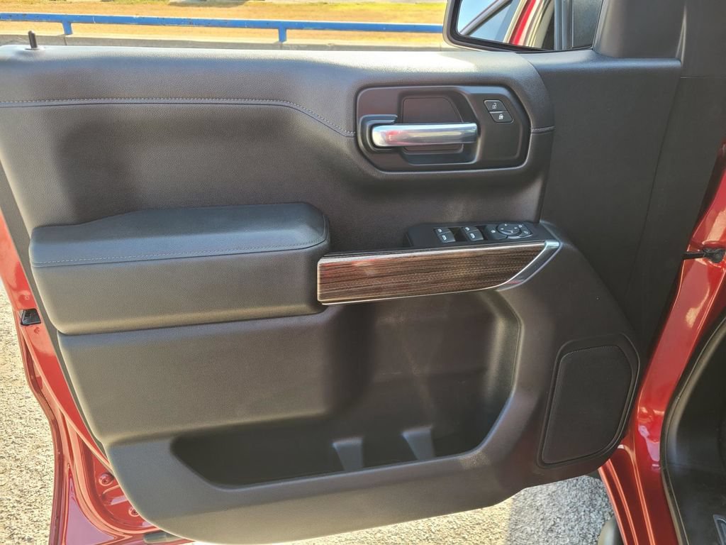 Used 2019 Chevrolet Silverado 1500 RST w/ All-Star Edition AWD/4WD image 18