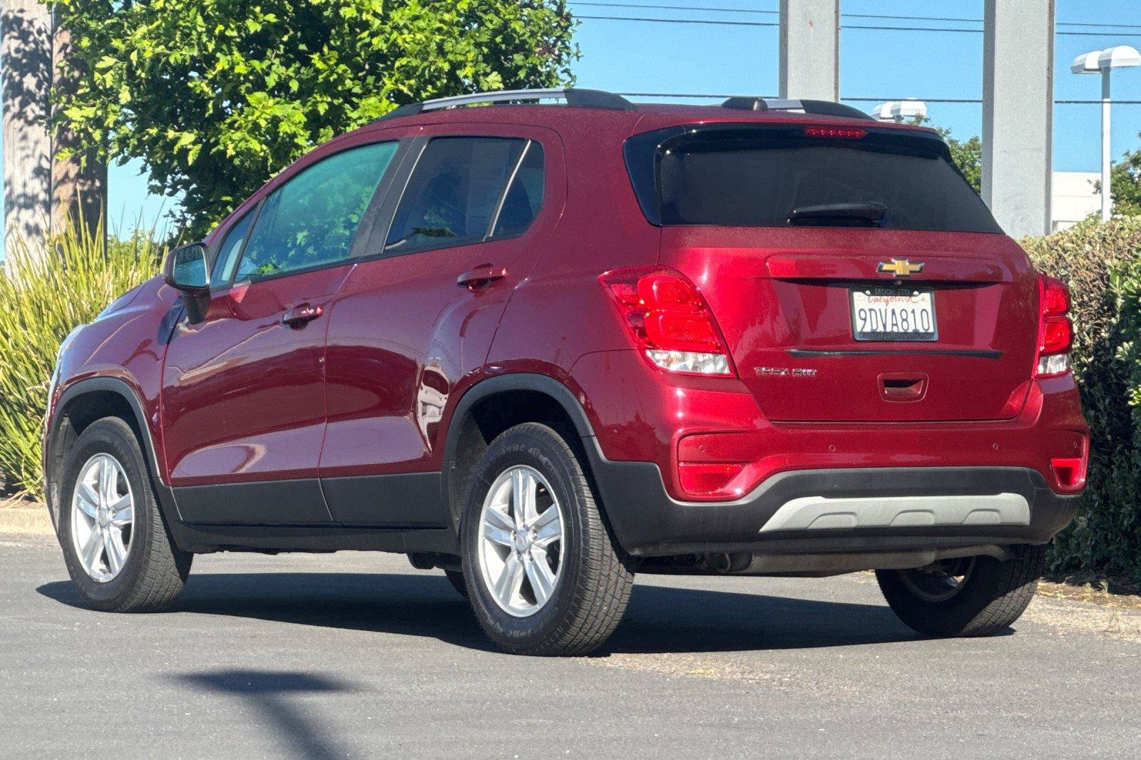Used 2022 Chevrolet Trax LT w/ Driver Confidence Package AWD/4WD image 5