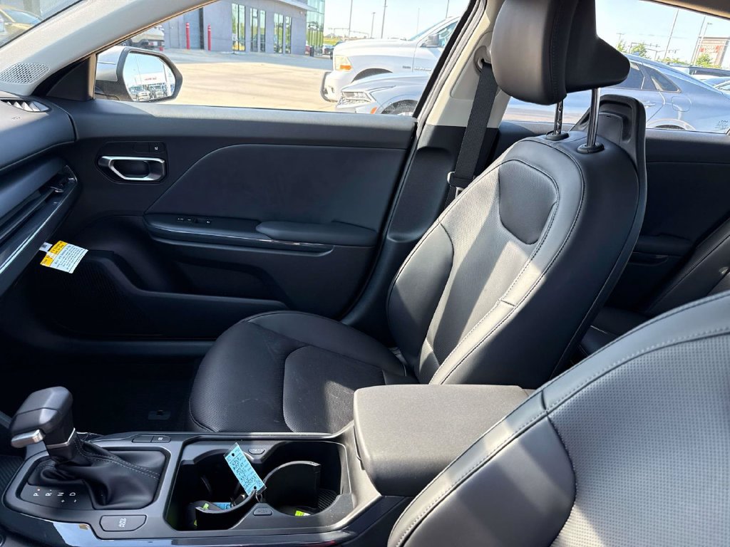 New 2026 Kia K4 EX FWD image 15