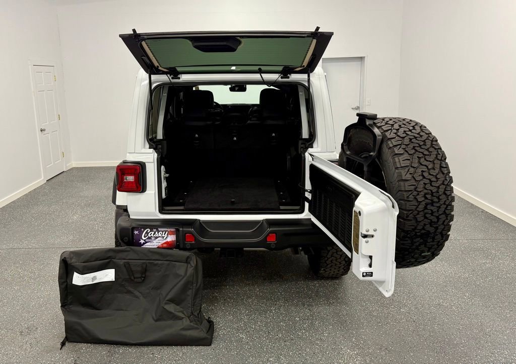 Used 2025 Jeep Wrangler Unlimited Rubicon 392 image 14