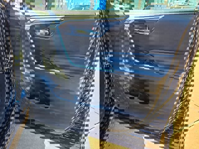 Used 2023 Toyota RAV4 XLE w/ Convenience Package image 28