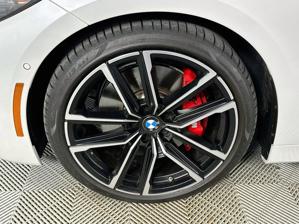 Used 2024 BMW M440i Convertible w/ Premium Package RWD image 31