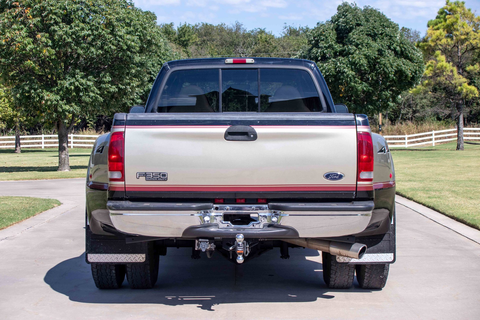 Used 2000 Ford F350 Lariat image 14