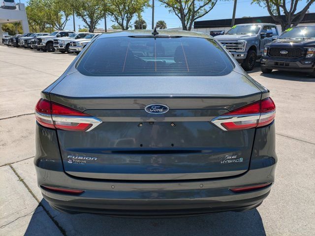 Certified 2019 Ford Fusion SE image 9