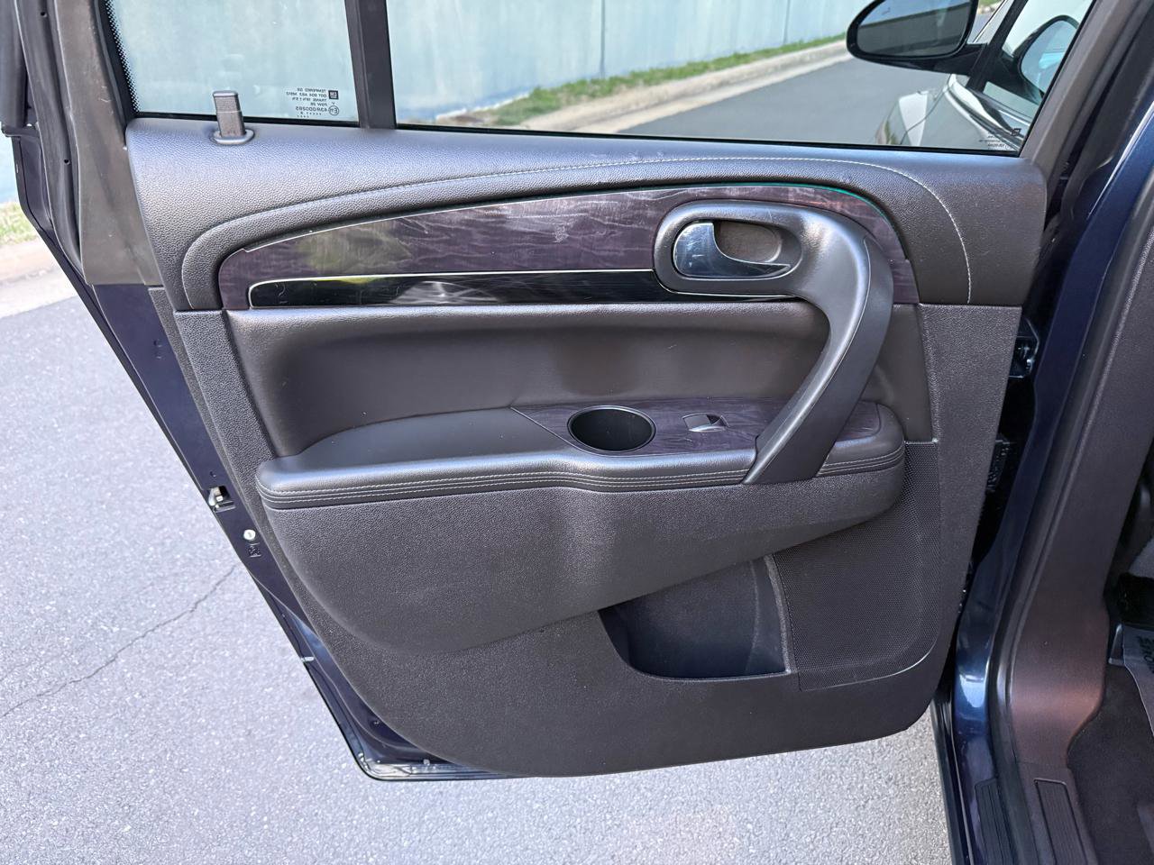 Used 2016 Buick Enclave Leather image 18