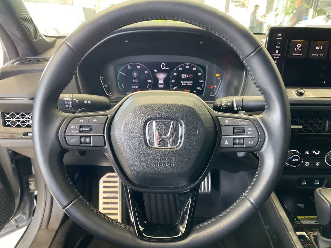 Used 2025 Honda Accord Sport image 17