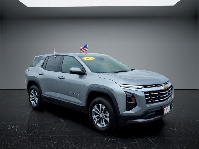 Used 2025 Chevrolet Equinox LT FWD image 5