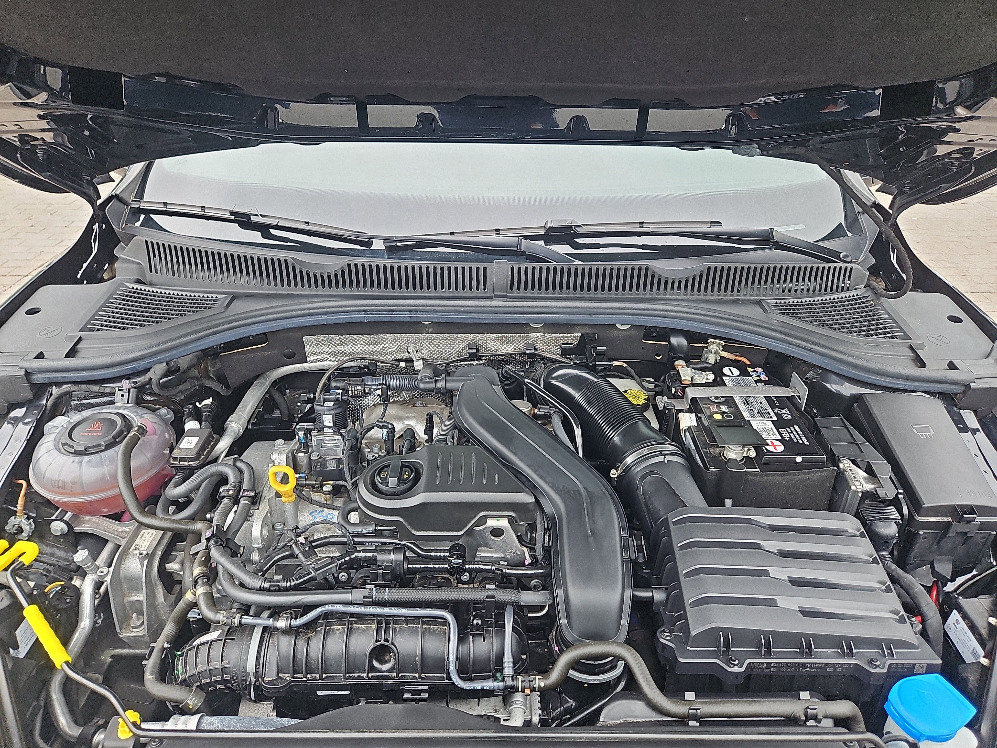 Certified 2023 Volkswagen Jetta Sport FWD image 27