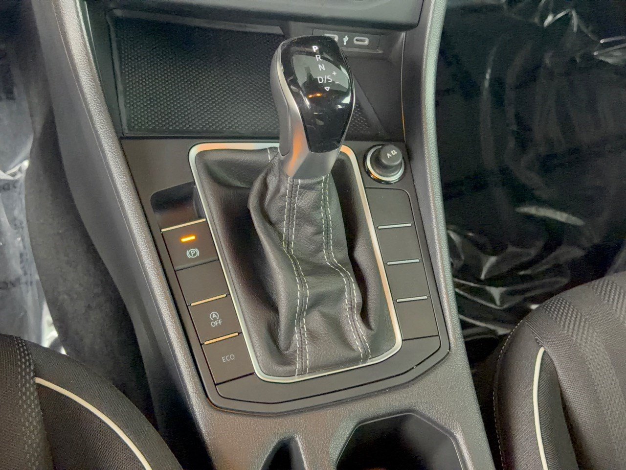 Used 2024 Volkswagen Jetta Sport FWD image 21