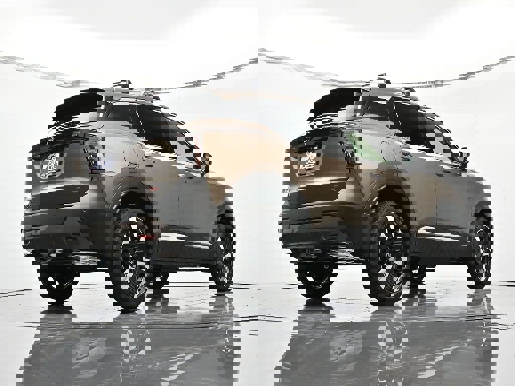 New 2026 Nissan Kicks SR image 40