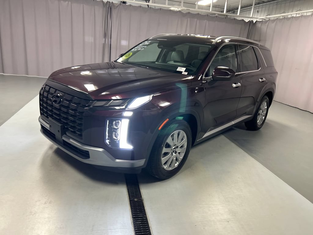 Used 2024 Hyundai Palisade SEL FWD image 3