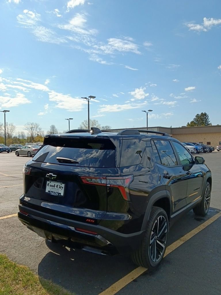New 2026 Chevrolet Equinox RS w/ Convenience Package III AWD/4WD image 5