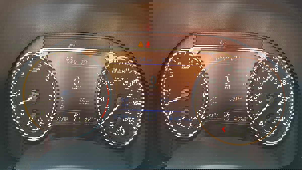 Used 2024 Nissan Altima 2.5 SV image 15