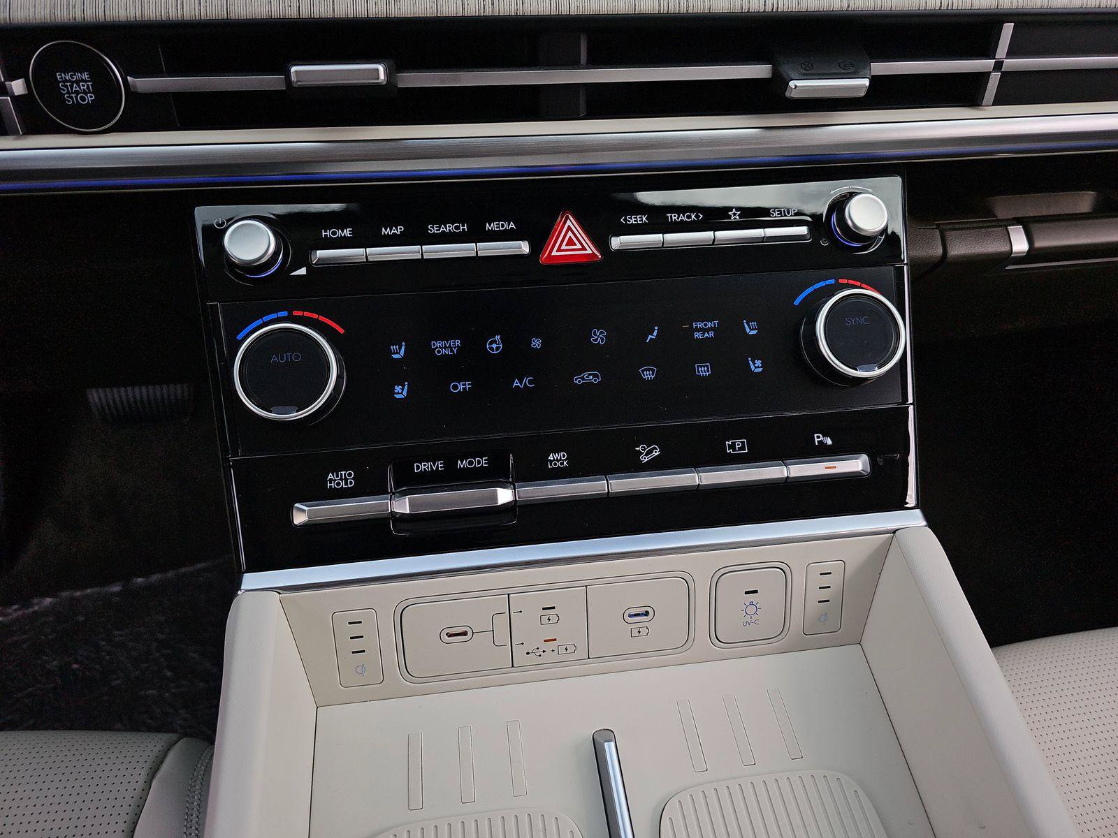 New 2025 Hyundai Santa Fe Calligraphy AWD/4WD image 27