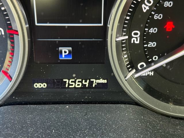 Used 2019 Toyota Land Cruiser image 7