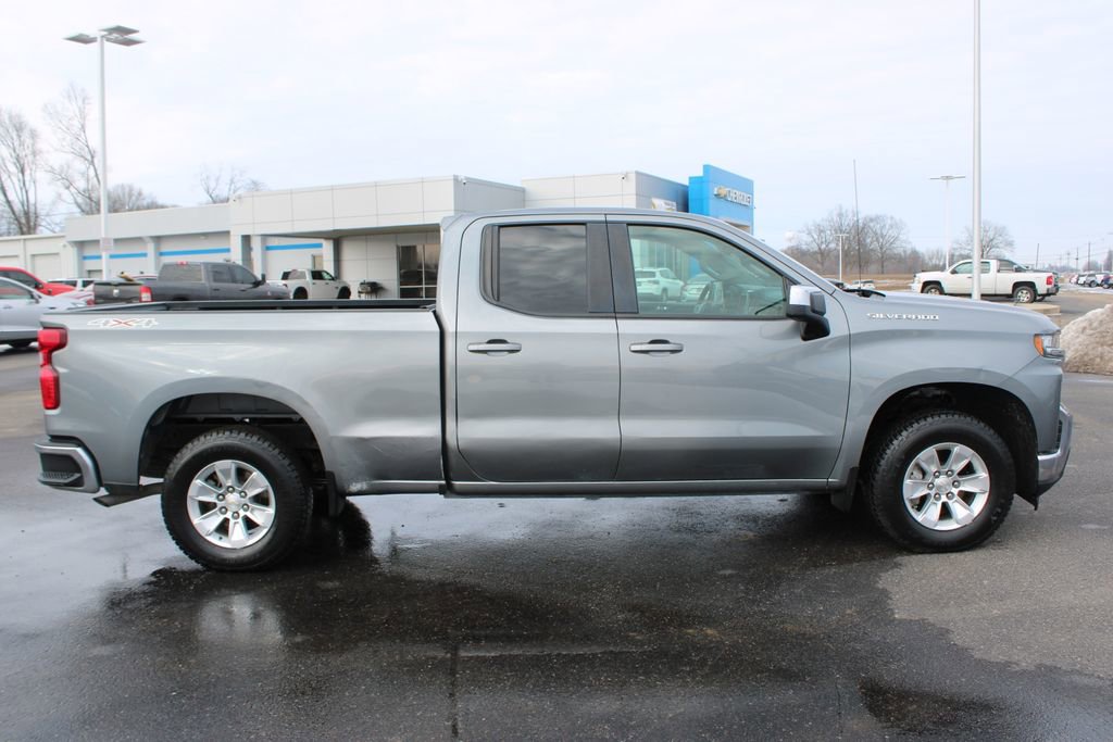 Used 2020 Chevrolet Silverado 1500 LT w/ Trailering Package image 11