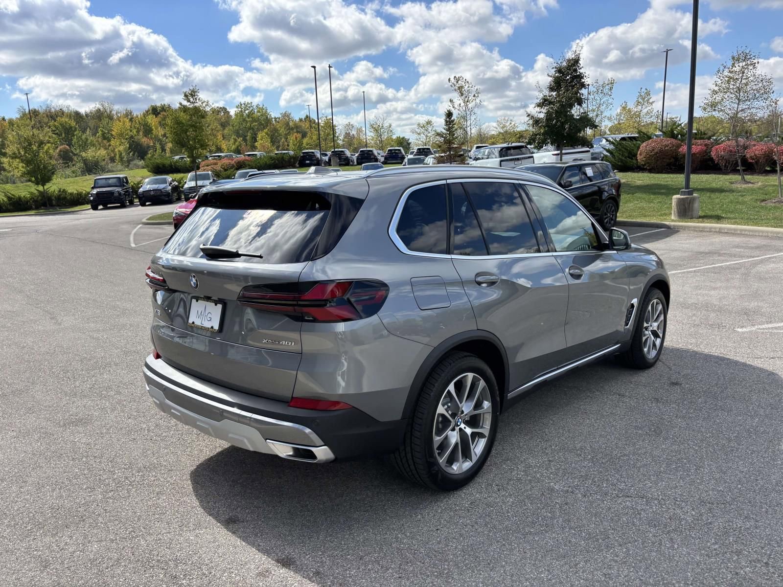 New 2026 BMW X5 xDrive40i w/ Climate Comfort Package image 7