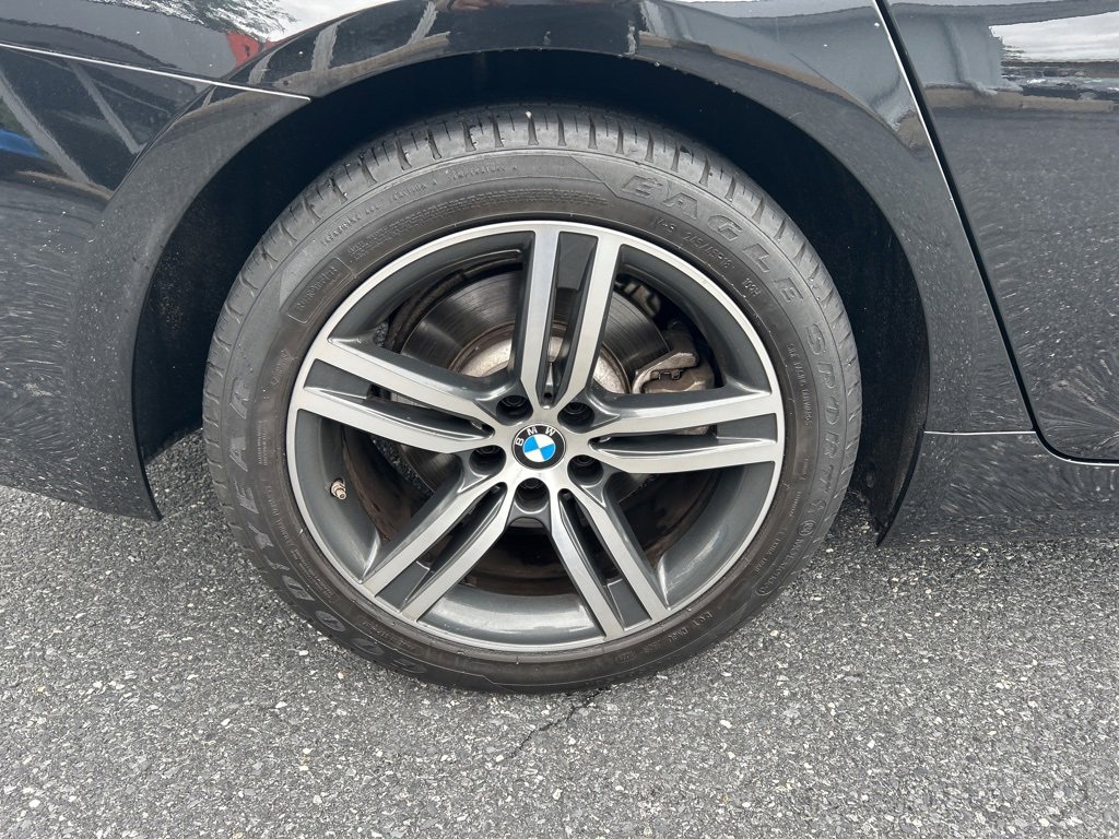 Used 2022 BMW 530i xDrive w/ Convenience Package image 10