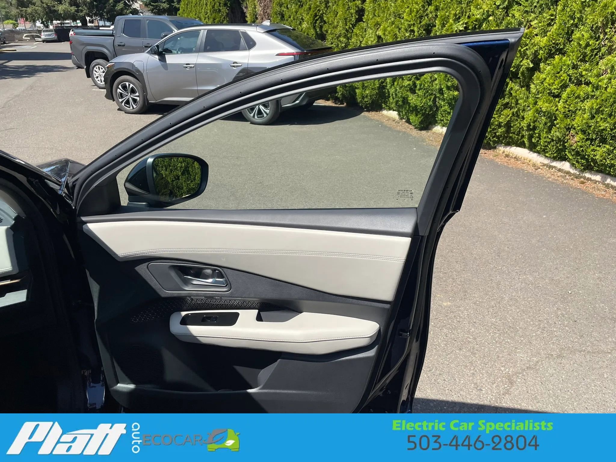 Used 2023 Nissan Ariya FWD image 47
