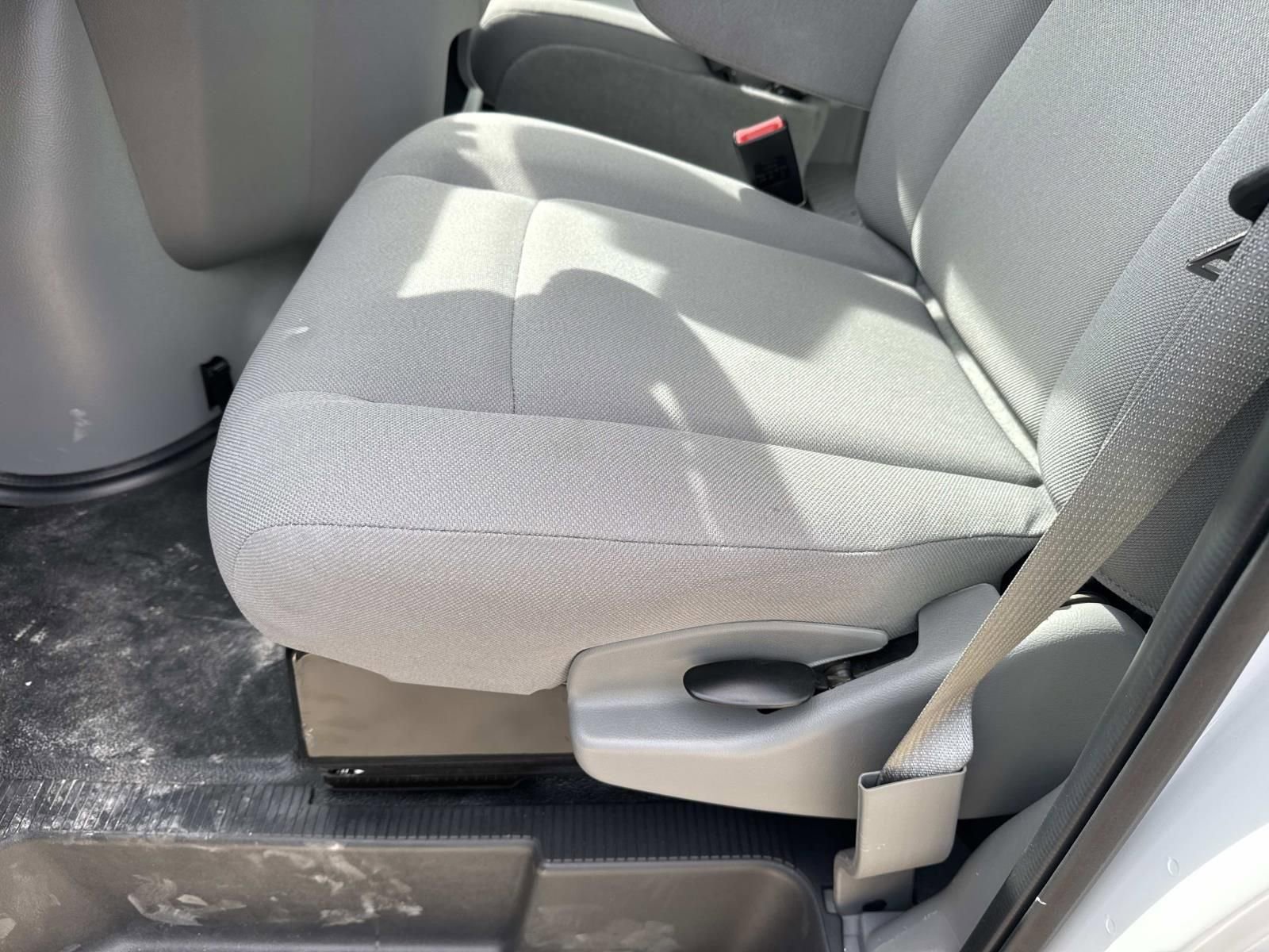 New 2026 Ford E-350 and Econoline 350 Super Duty w/ Power Equipment Group image 27