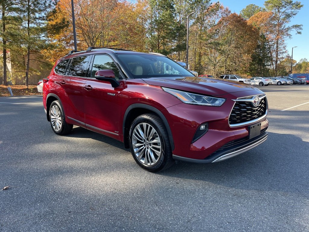 Used 2021 Toyota Highlander Platinum image 4
