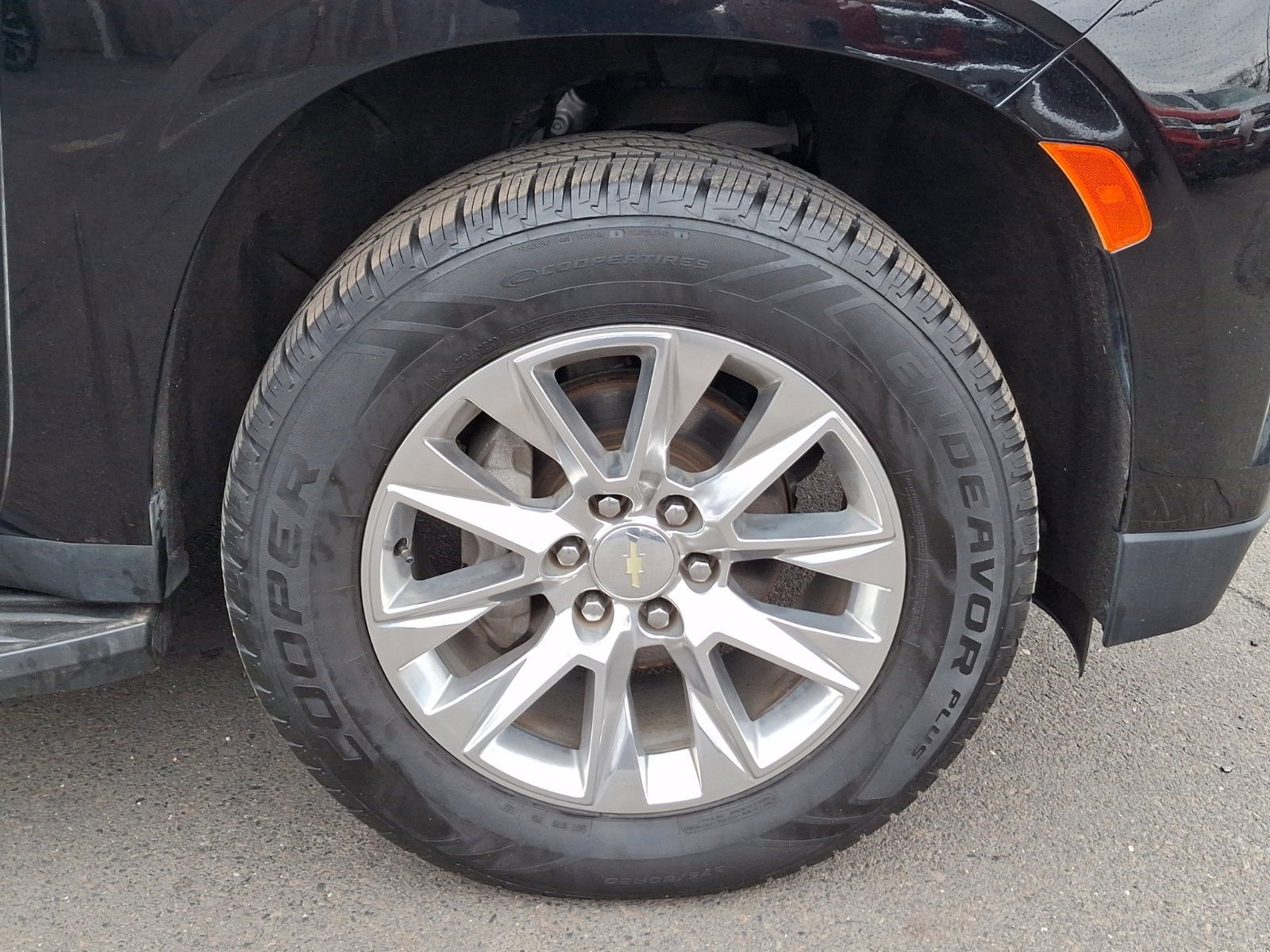 Used 2021 Chevrolet Suburban Premier image 8