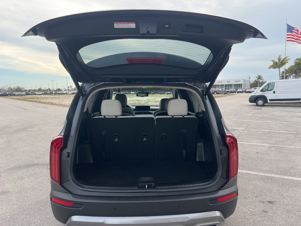 Used 2021 Kia Telluride EX w/ EX Premium Package image 28