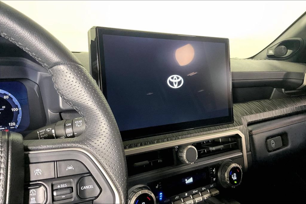 Used 2025 Toyota 4Runner Platinum AWD/4WD image 8
