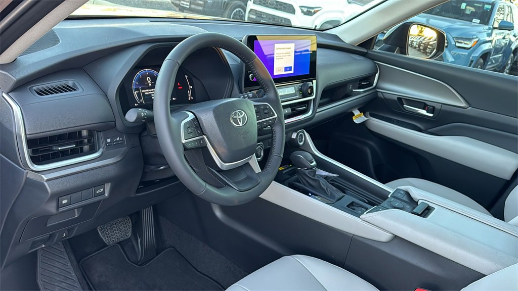 New 2026 Toyota Grand Highlander XLE image 16