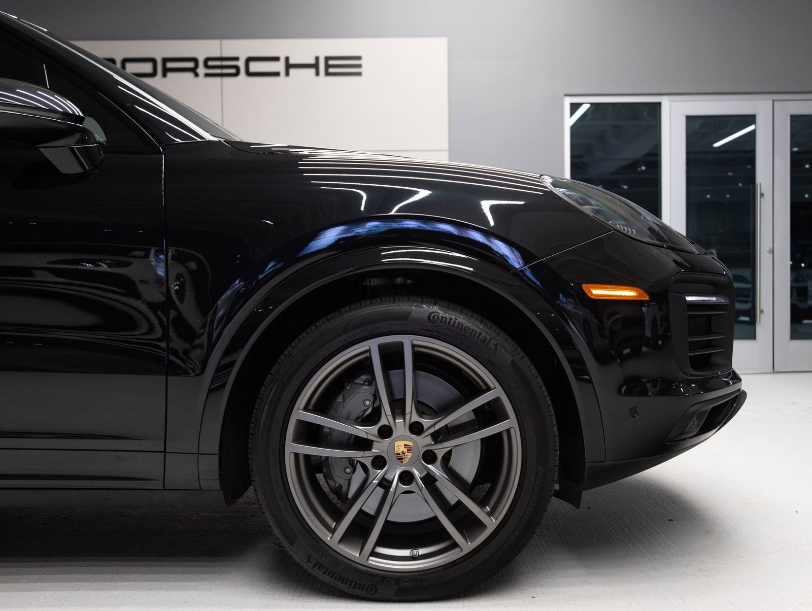 Certified 2023 Porsche Cayenne S Platinum w/ Assistance Package AWD/4WD image 11