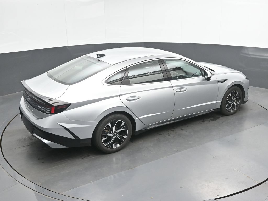 Used 2025 Hyundai Sonata SEL FWD image 30