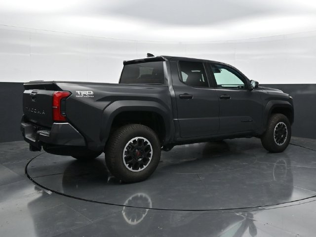 Used 2024 Toyota Tacoma TRD Off-Road AWD/4WD image 2