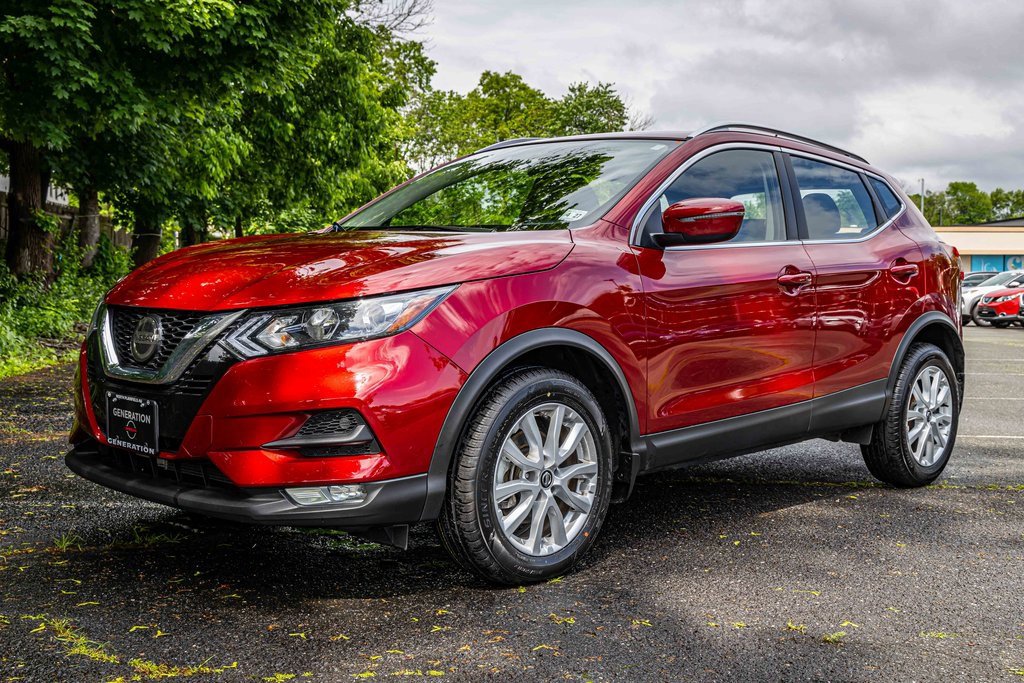 Certified 2022 Nissan Rogue Sport SV image 3