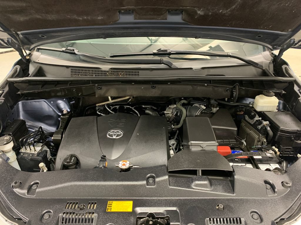Used 2019 Toyota Highlander XLE AWD/4WD image 14
