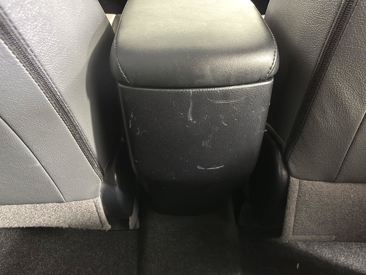 Used 2015 Toyota RAV4 Limited AWD/4WD image 19
