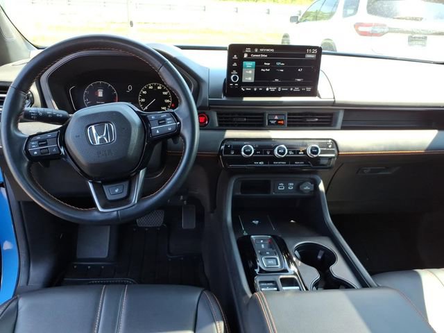 Used 2024 Honda Pilot TrailSport image 14
