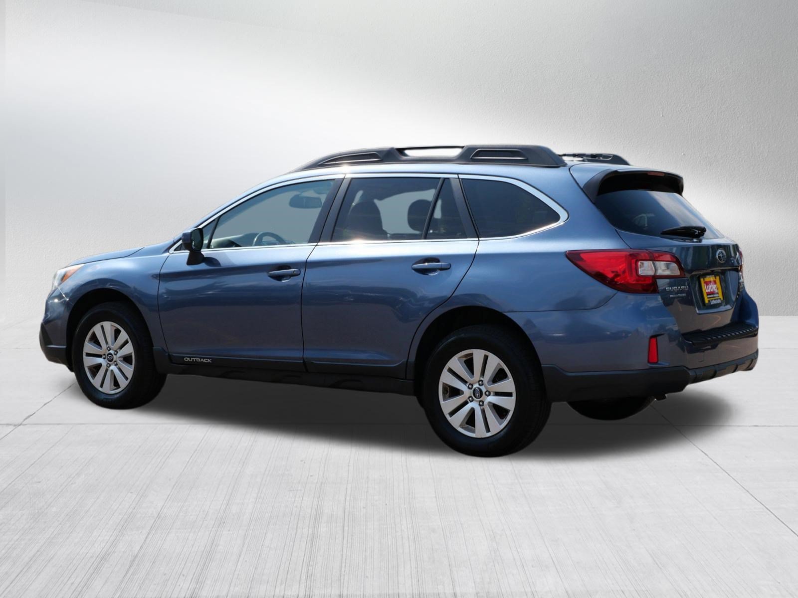 Used 2015 Subaru Outback 2.5i Premium AWD/4WD image 5