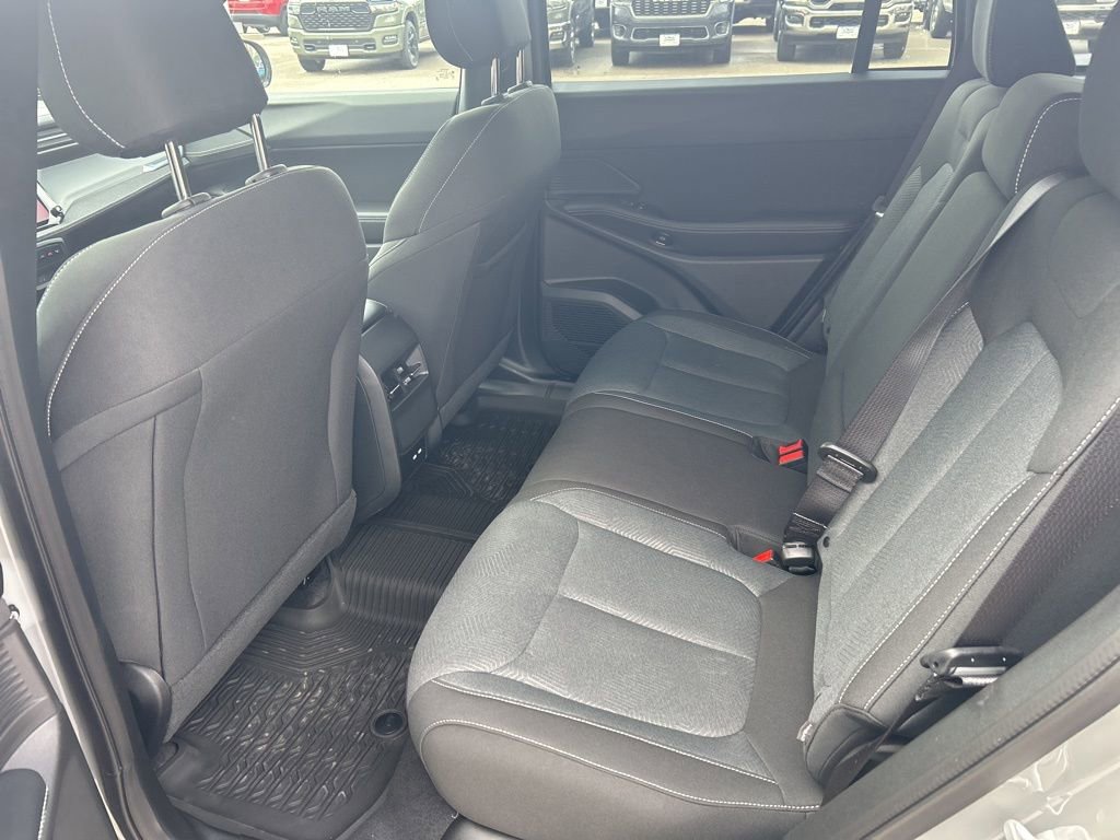 New 2026 Jeep Cherokee Laredo image 9