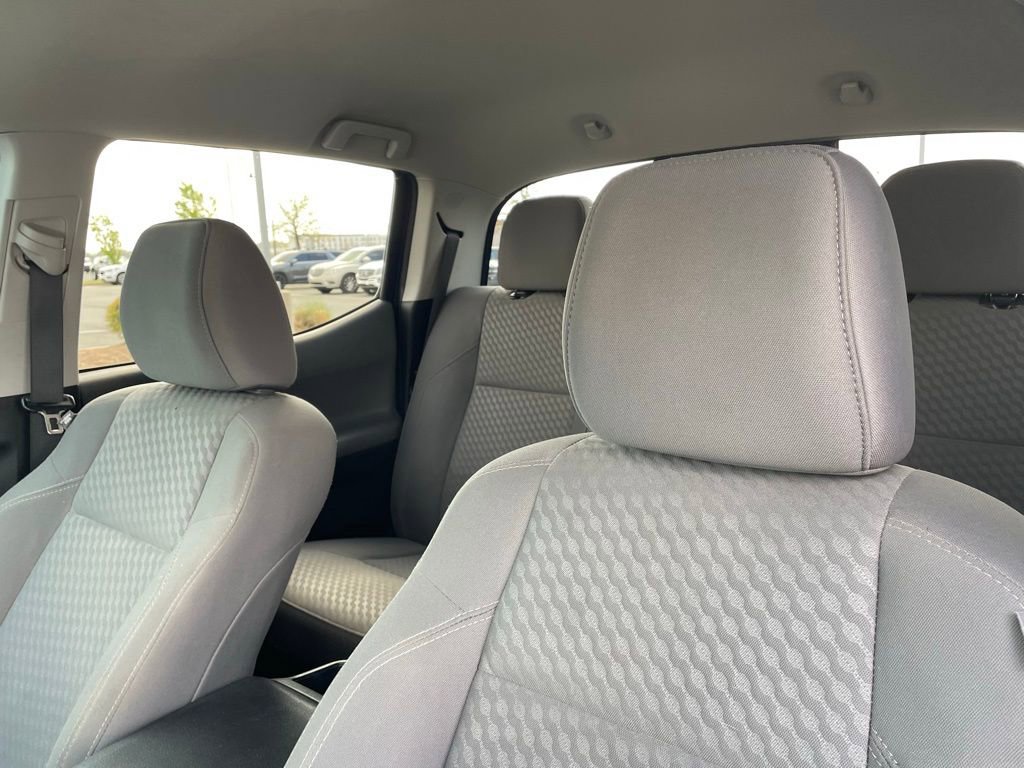 Used 2022 Toyota Tacoma SR w/ SR Convenience Package image 24